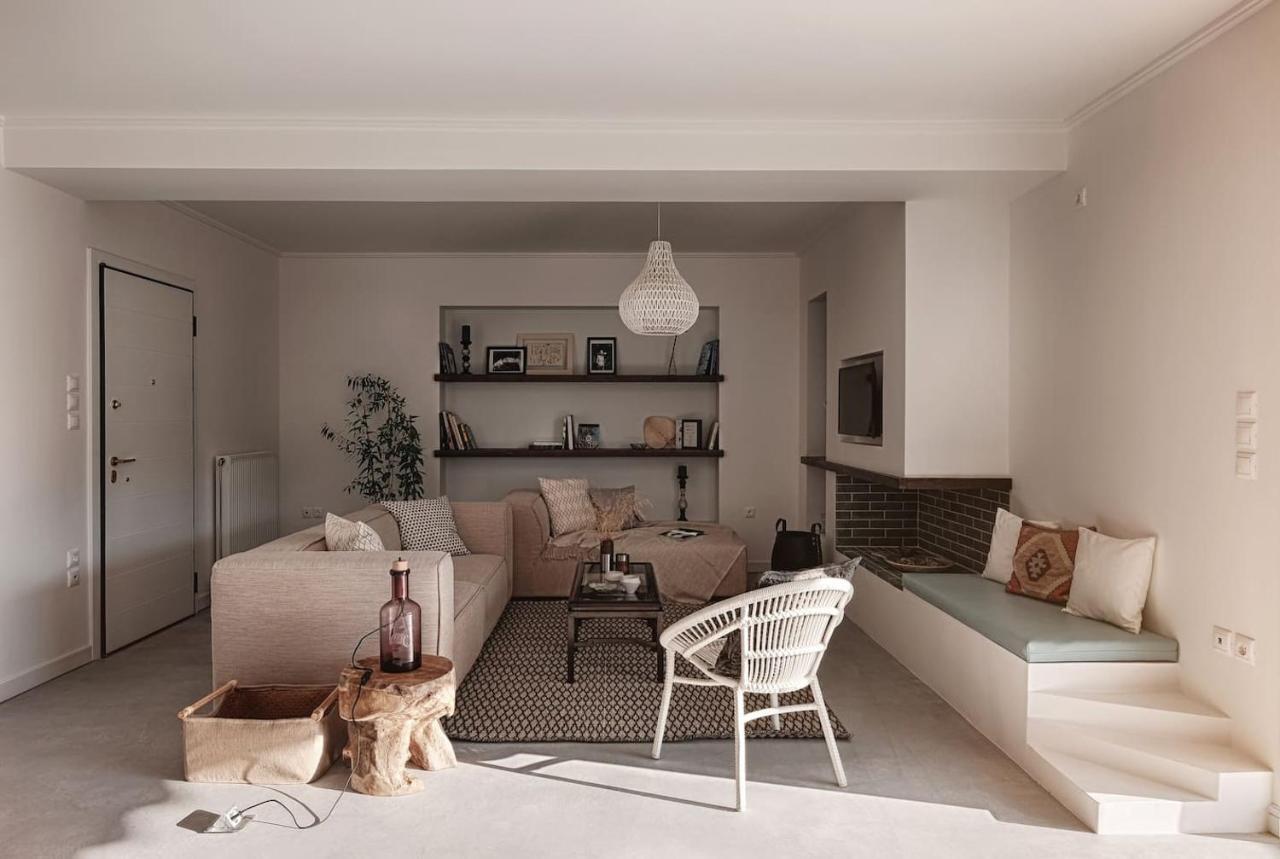 Spacious And Stylish Apartment With A Great View! Athena Bagian luar foto