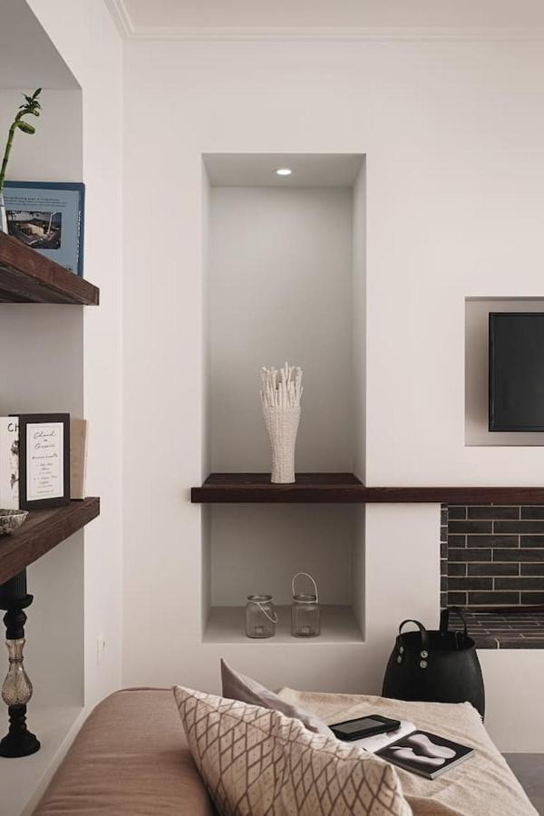 Spacious And Stylish Apartment With A Great View! Athena Bagian luar foto
